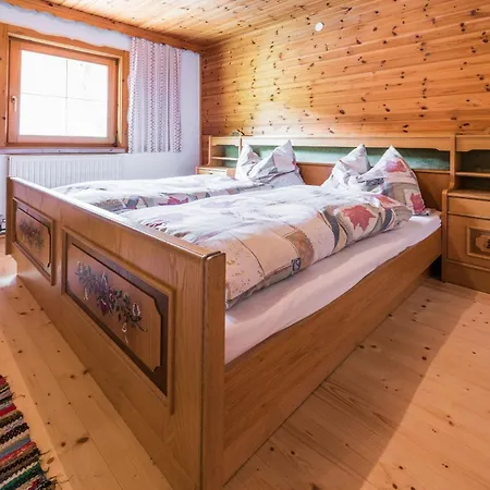 Almliesl Raur-437 בית נופש *